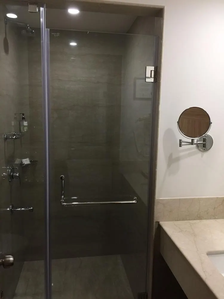 Hotel Red Fox By Lemon Tree Hotels, Sector 60, Gurugram Gurgáon
