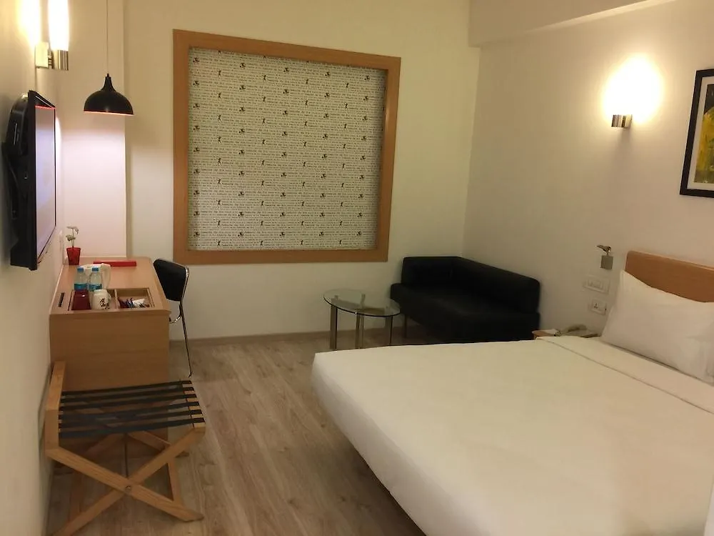 Red Fox By Lemon Tree Hotels, Sector 60, Gurugram Gurgáon