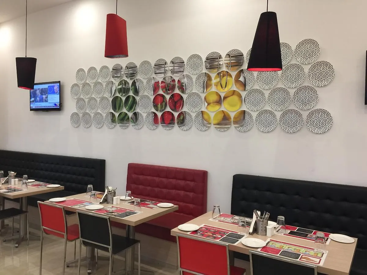 Red Fox By Lemon Tree Hotels, Sector 60, Gurugram Gurgáon Hotel
