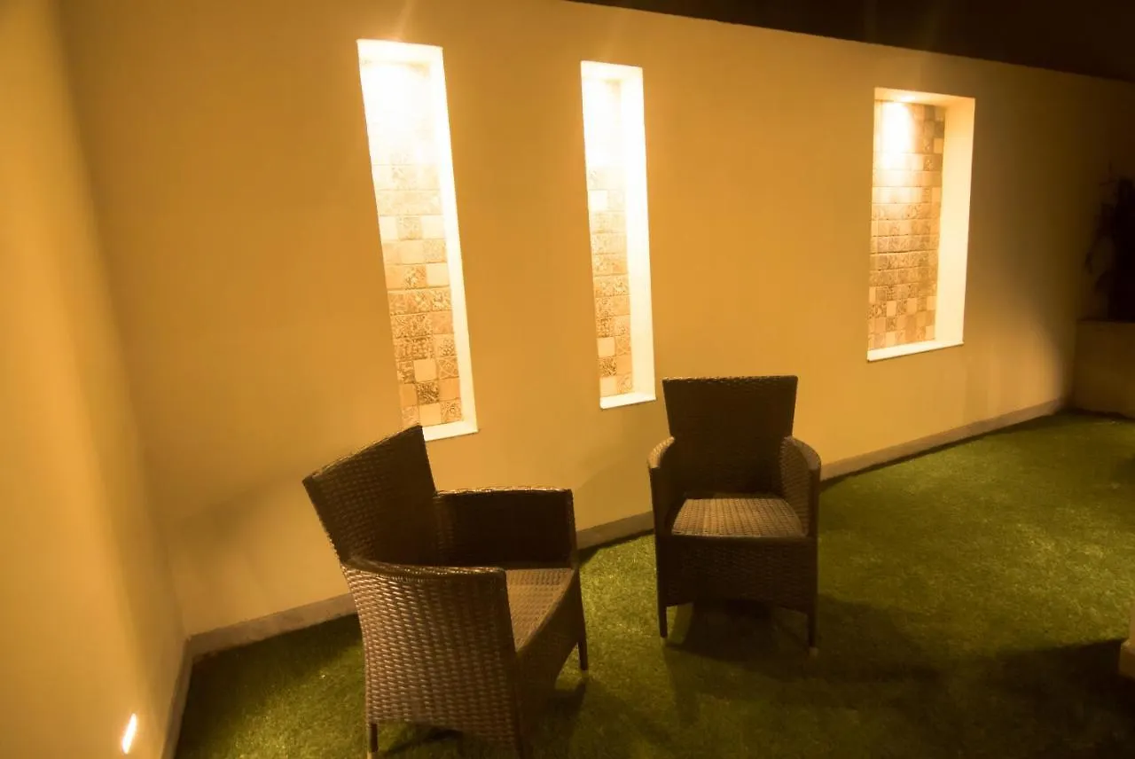 Hotel Red Fox By Lemon Tree Hotels, Sector 60, Gurugram Gurgáon